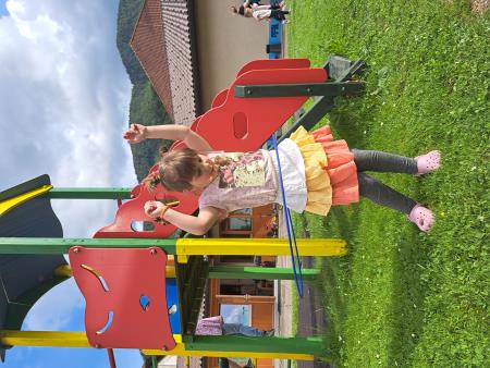 10805f9e7f9d812377efd85bf8f8d40e