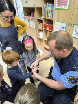 3abee185f7284b68898cb0c78e7c0cba