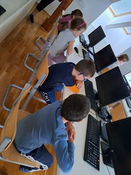 IMG-01fc94e2b6fe23acf519b9d58a885960-V