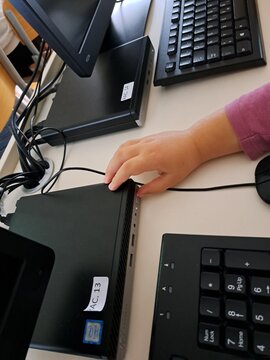 IMG-4c453631002df747050f957eb7b81f9e-V